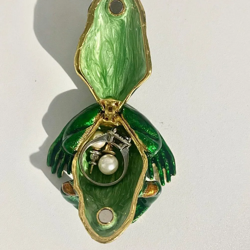 Green Frog Trinket Box